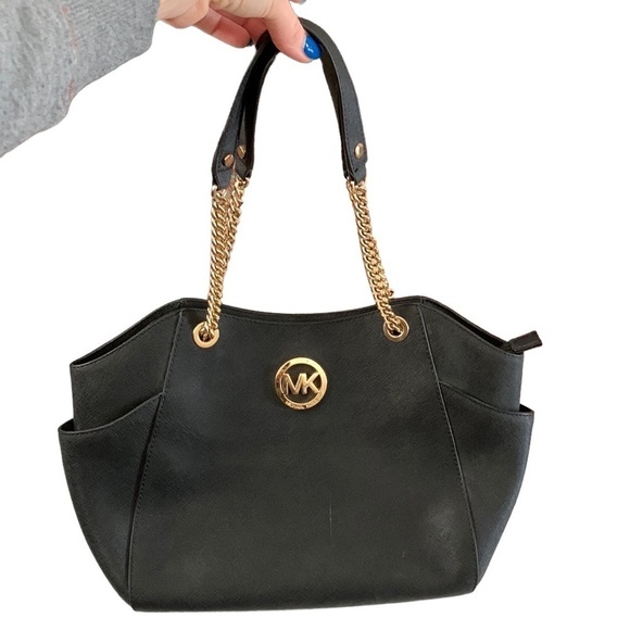 MK Michael Kors Chain Black Shoulder Bag - Picture 1 of 16